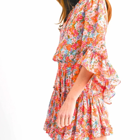 Lisa Dress - Picture 4 of 9